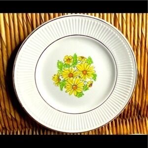 3 Vintage Staffordshire Summertime Bread P…